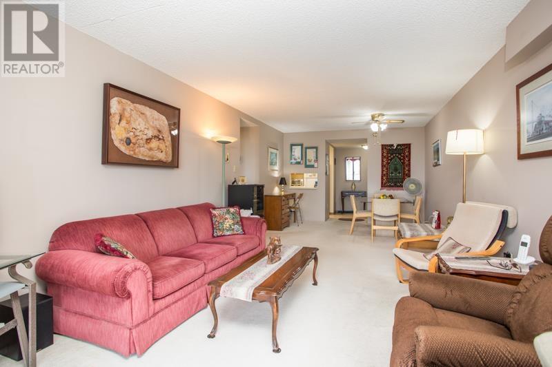 4194 Maywood Street, Burnaby, British Columbia  V5H 4E9 - Photo 9 - R2829857