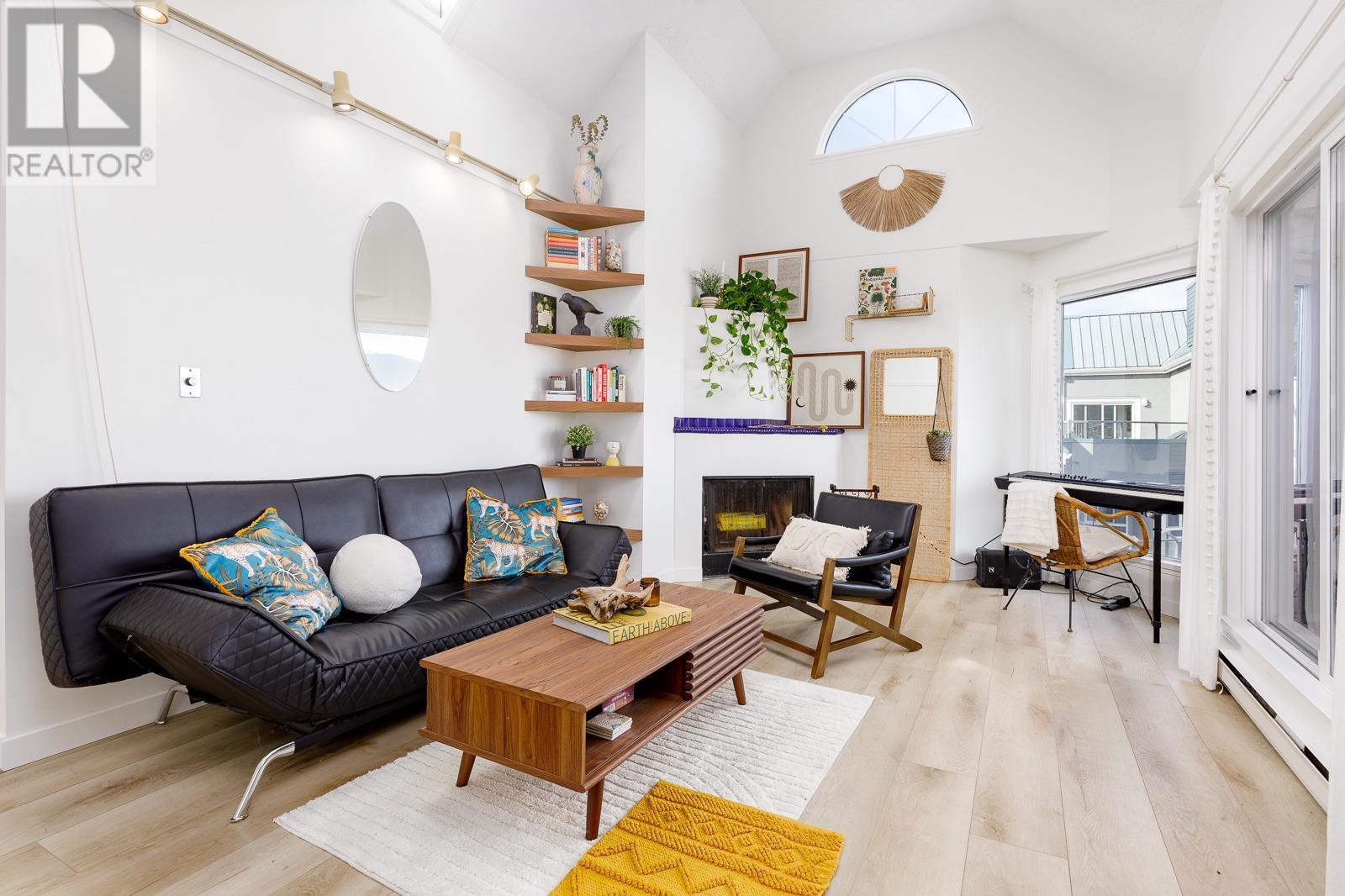 401 1345 W 4TH AVENUE, vancouver, British Columbia