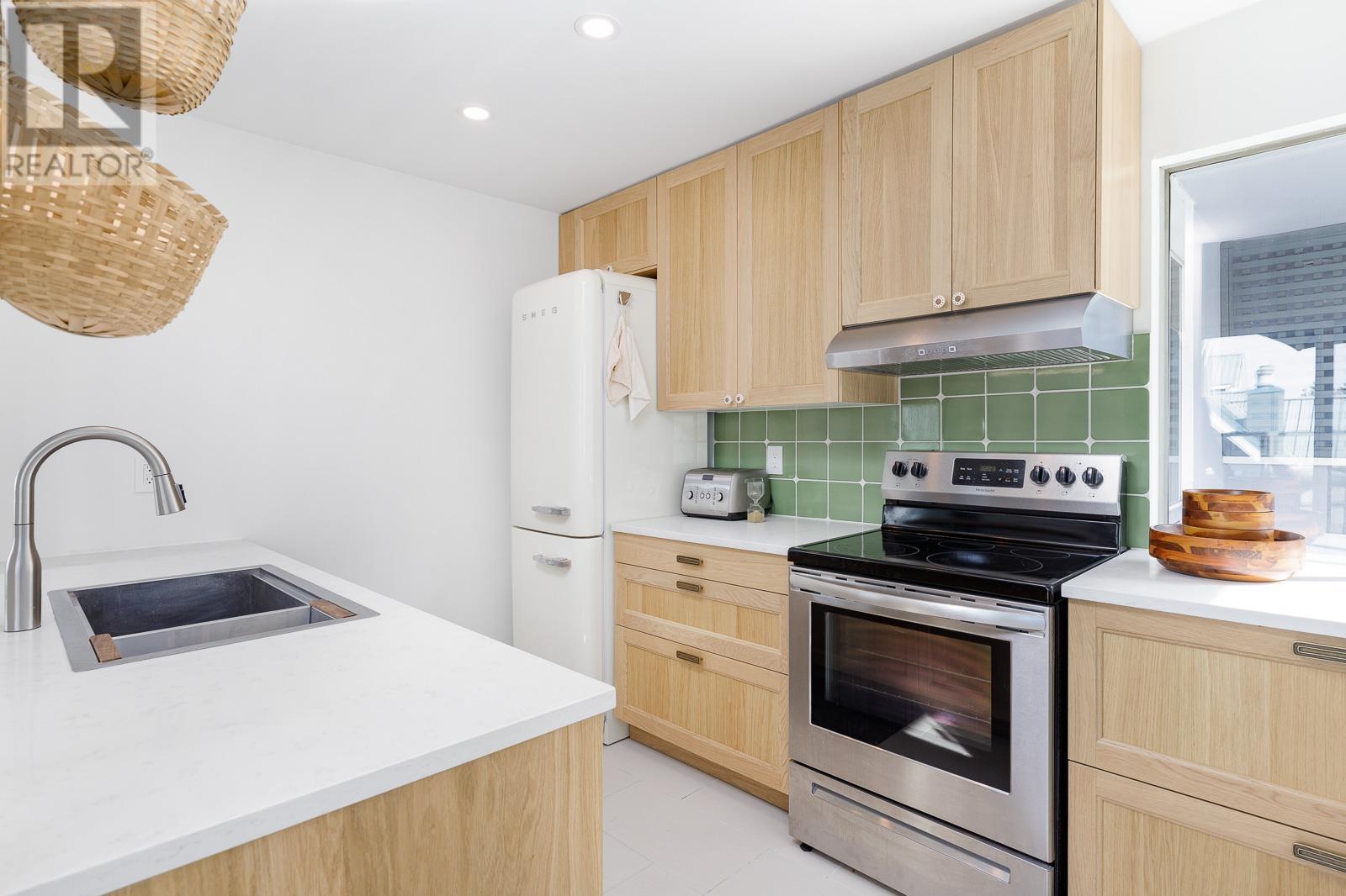 401 1345 W 4th Avenue, Vancouver, British Columbia  V6H 3Y8 - Photo 10 - R2829864