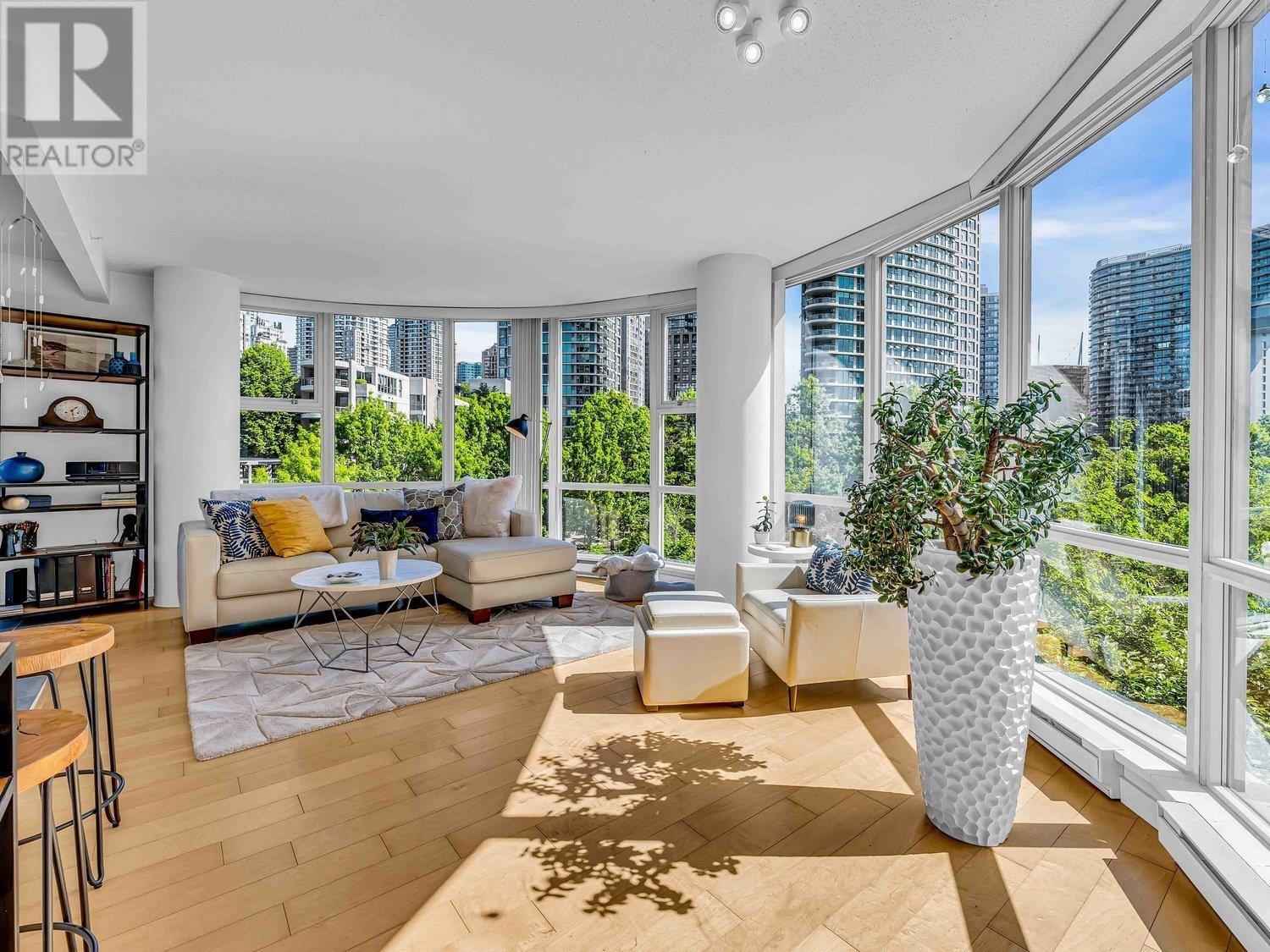 506 193 AQUARIUS MEWS, vancouver, British Columbia