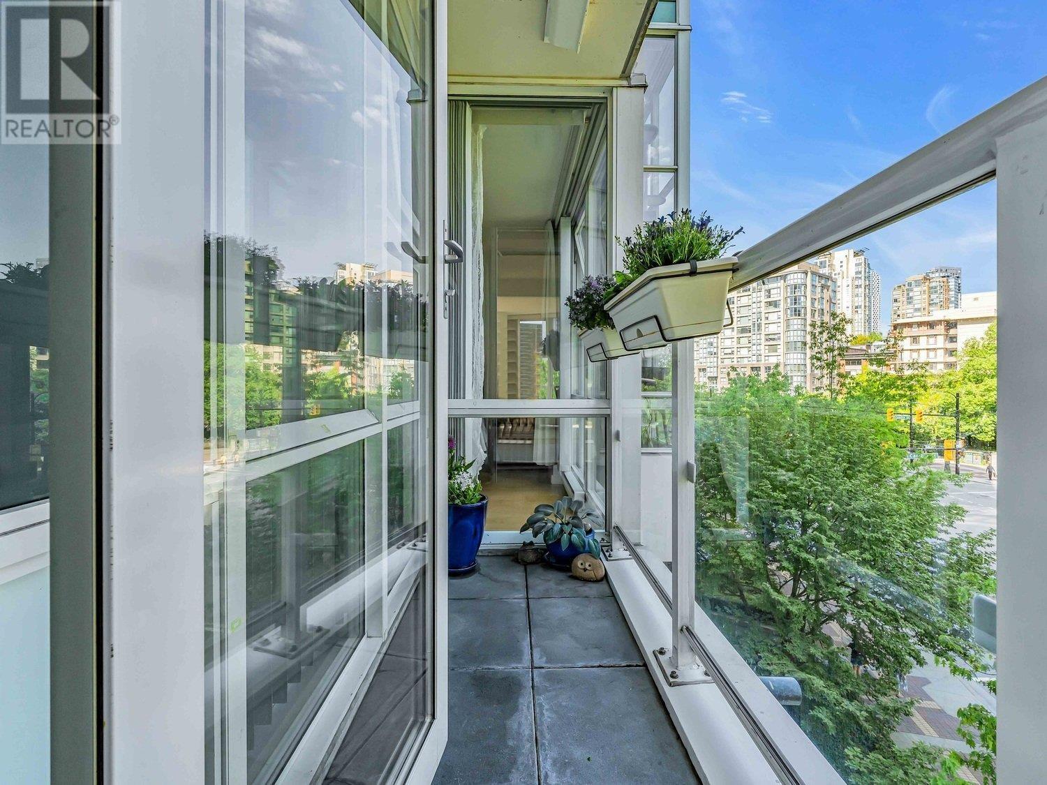 506 193 Aquarius Mews, Vancouver, British Columbia  V6Z 2Z2 - Photo 10 - R2829865