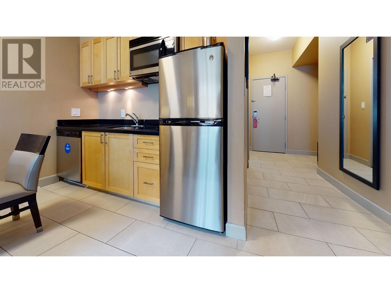 556 4050 Whistler Way, Whistler, British Columbia  V8E 1H9 - Photo 4 - R2829872