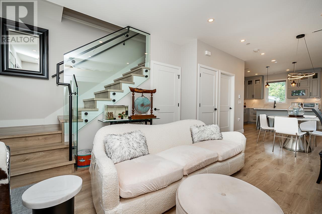 2749 E 54th Avenue, Vancouver, British Columbia  V5S 1X7 - Photo 9 - R2829875