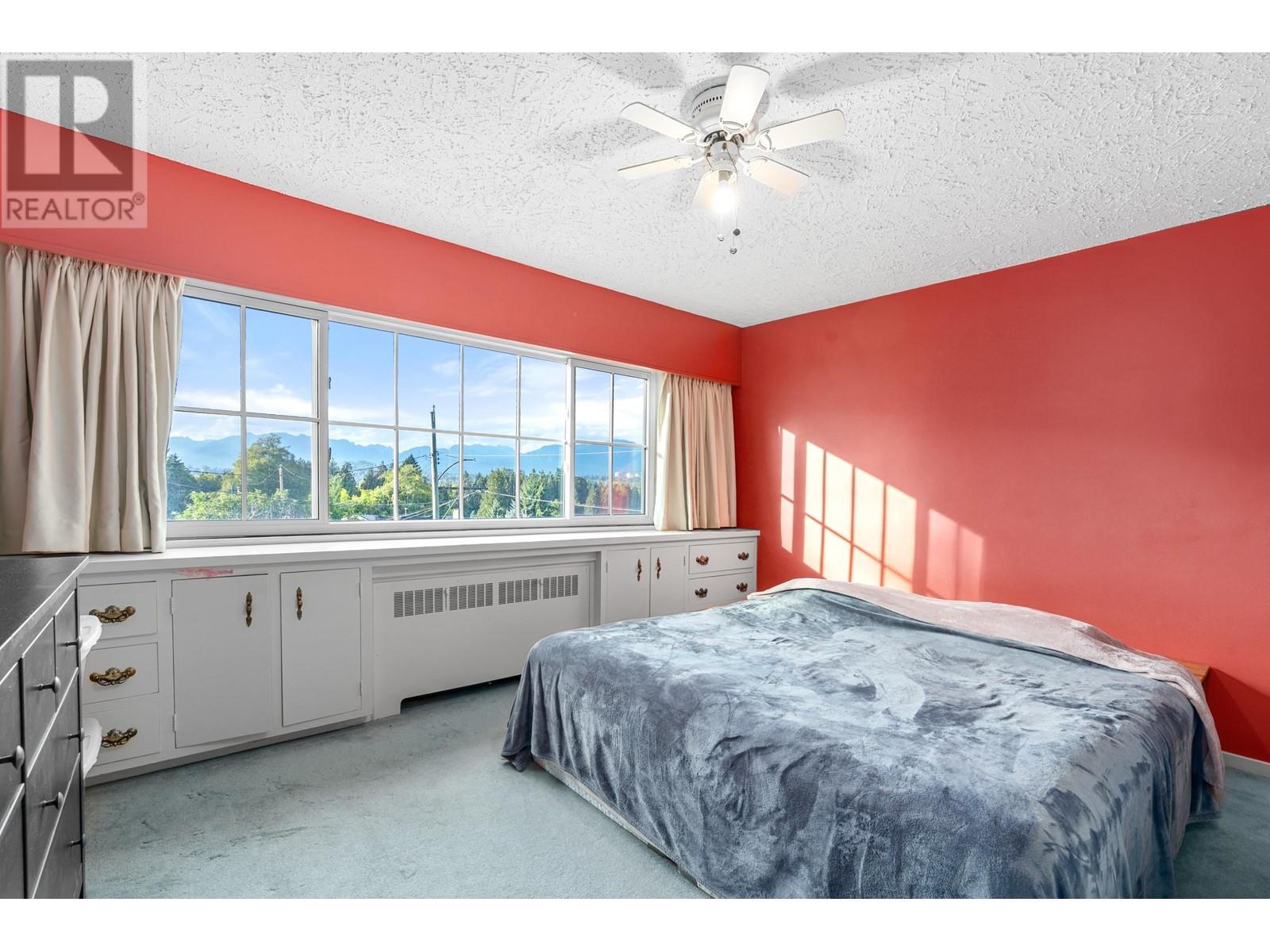 6220 Canada Way, Burnaby, British Columbia  V5E 3P2 - Photo 12 - R2829798