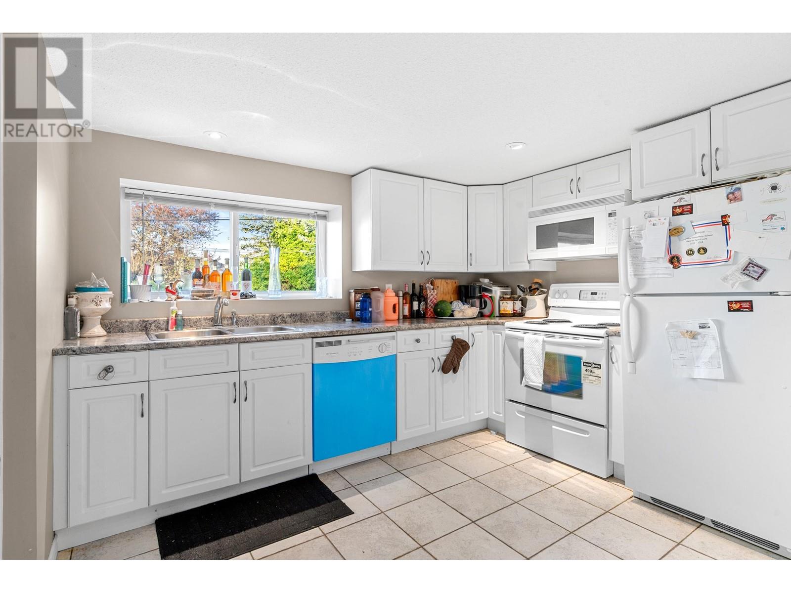 6220 Canada Way, Burnaby, British Columbia  V5E 3P2 - Photo 25 - R2829798