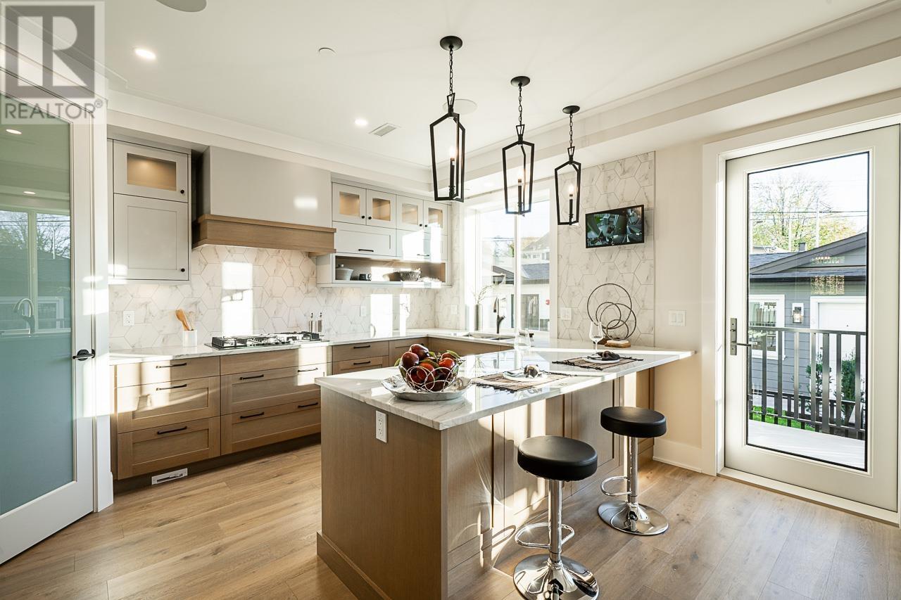 2452 Trinity Street, Vancouver, British Columbia  V5K 1E1 - Photo 15 - R2829800
