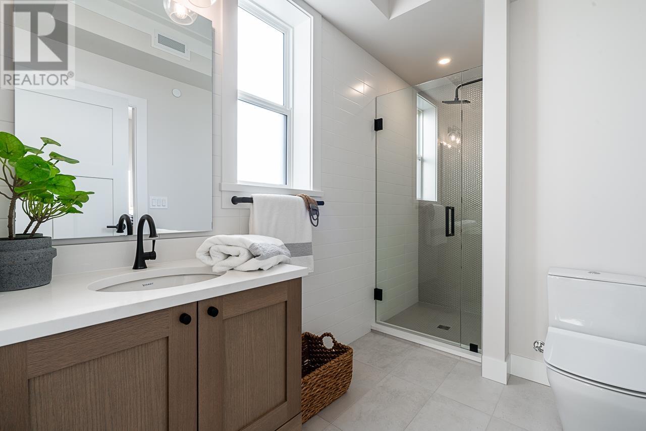2452 Trinity Street, Vancouver, British Columbia  V5K 1E1 - Photo 25 - R2829800