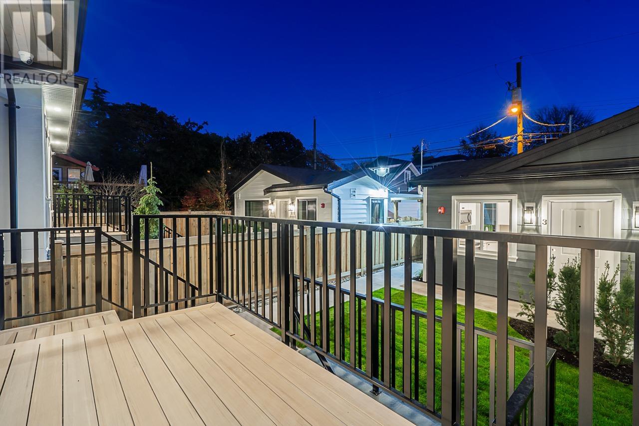 2452 Trinity Street, Vancouver, British Columbia  V5K 1E1 - Photo 28 - R2829800