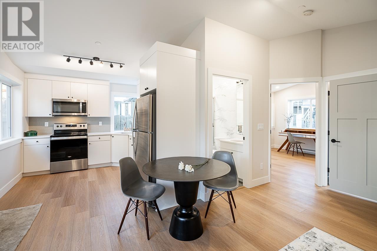 2452 Trinity Street, Vancouver, British Columbia  V5K 1E1 - Photo 35 - R2829800
