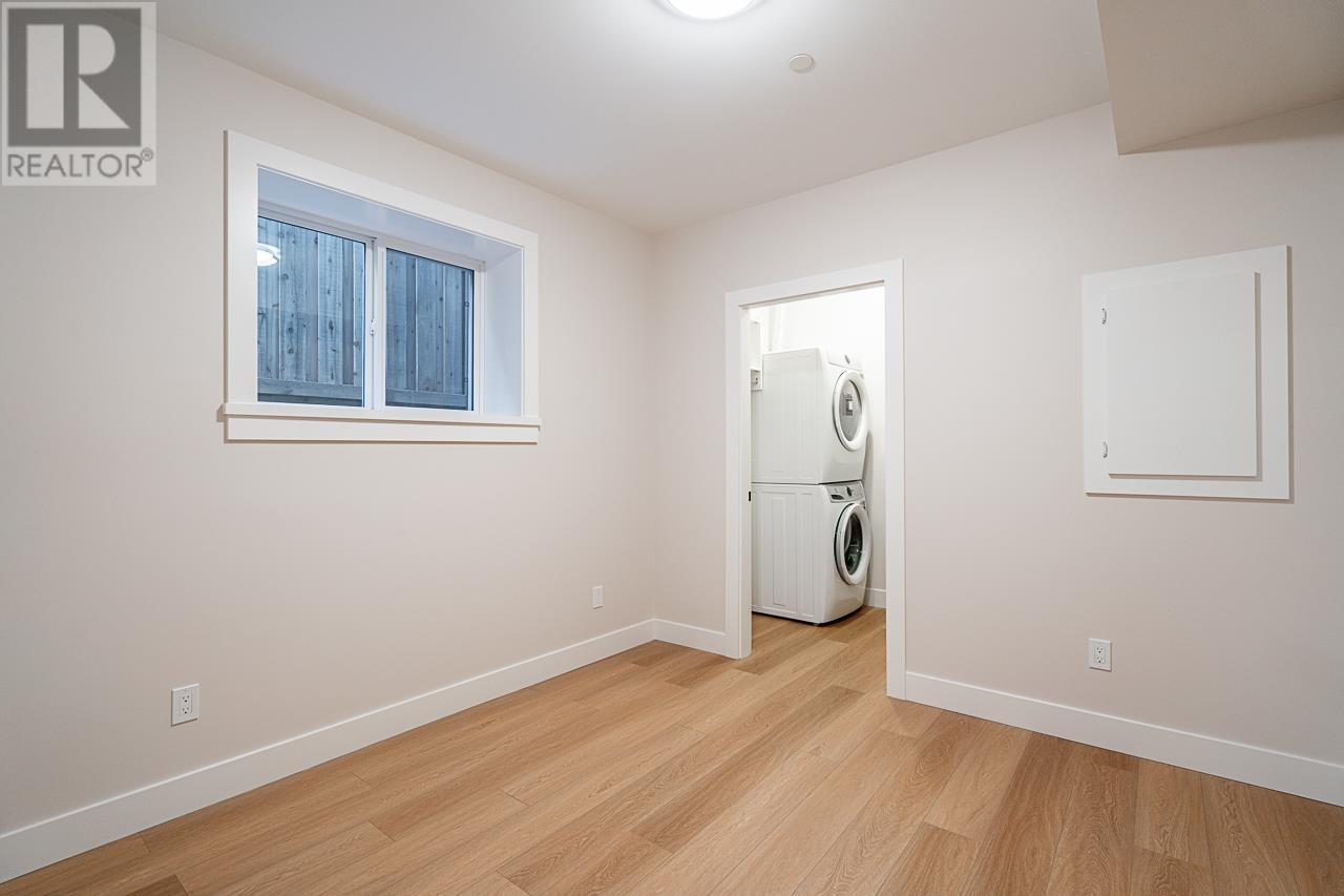 2452 Trinity Street, Vancouver, British Columbia  V5K 1E1 - Photo 38 - R2829800