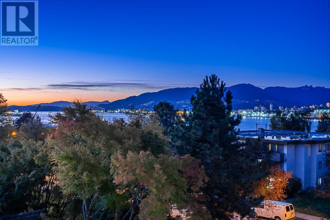 2452 Trinity Street, Vancouver, British Columbia  V5K 1E1 - Photo 5 - R2829800