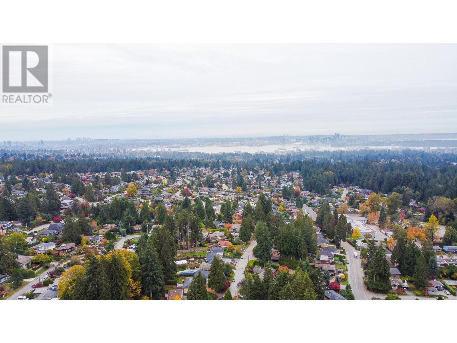 895 Canyon Boulevard, North Vancouver, British Columbia  V7R 2J7 - Photo 8 - R2829833