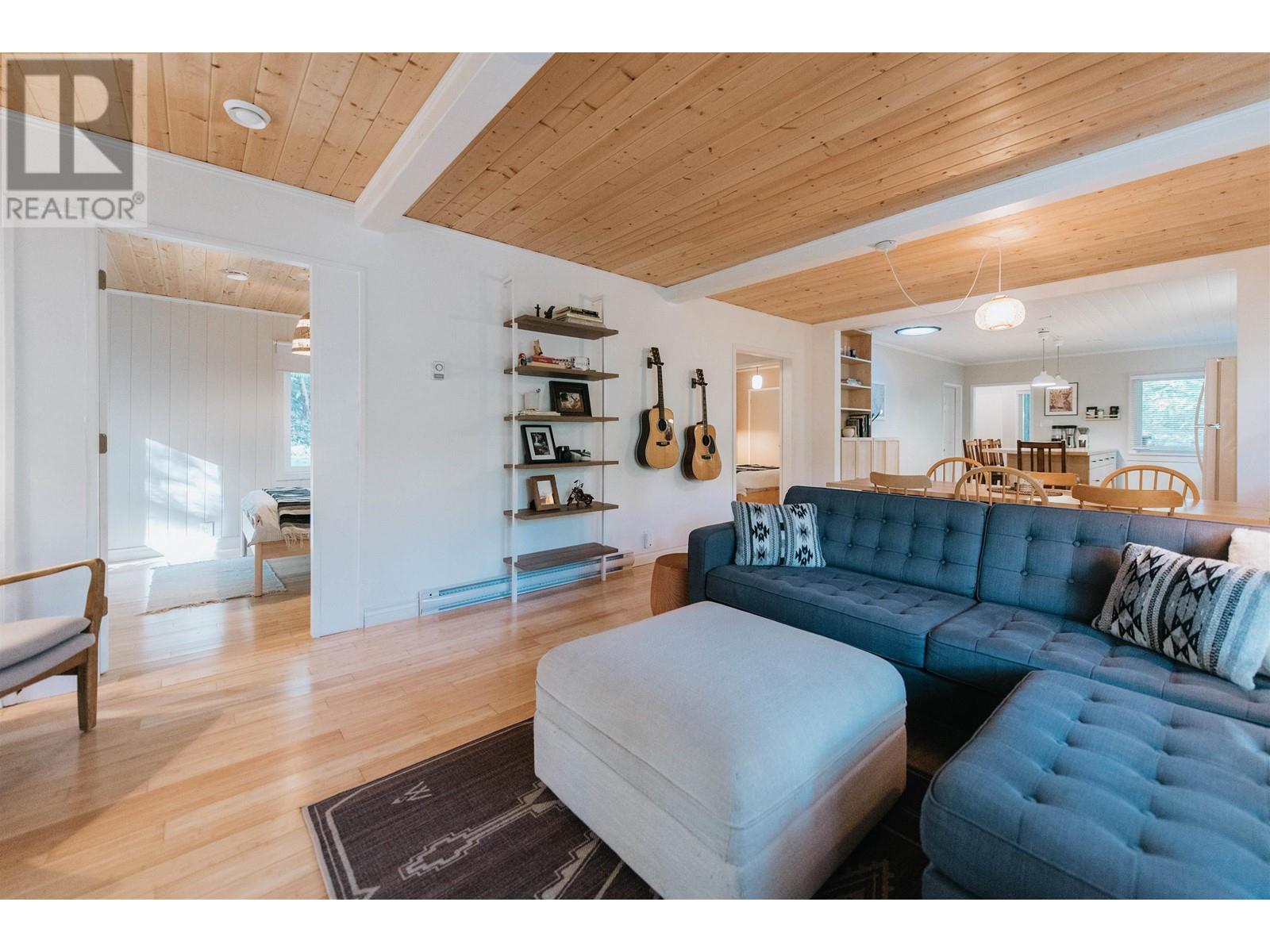 12715 Lagoon Road, Madeira Park, British Columbia  V0N 2H1 - Photo 3 - R2829850