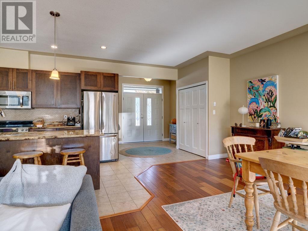 5784 Turnstone Drive, Sechelt, British Columbia  V7Z 0N8 - Photo 11 - R2829878