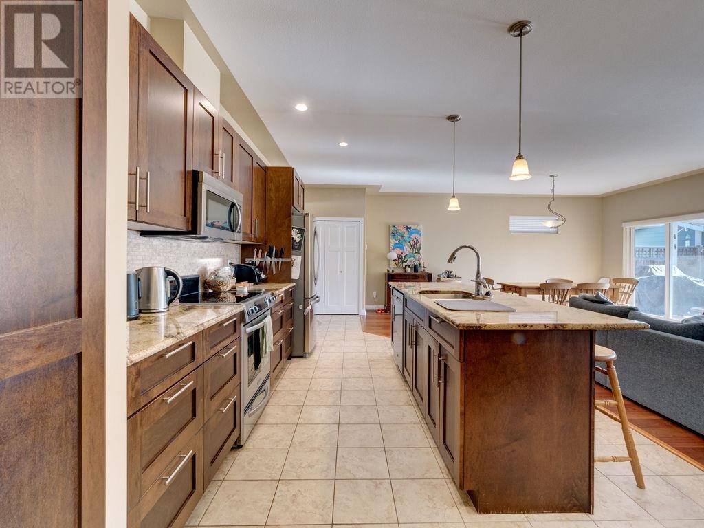 5784 Turnstone Drive, Sechelt, British Columbia  V7Z 0N8 - Photo 4 - R2829878