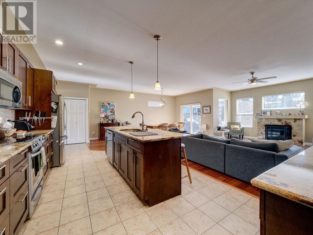 5784 Turnstone Drive, Sechelt, British Columbia  V7Z 0N8 - Photo 5 - R2829878
