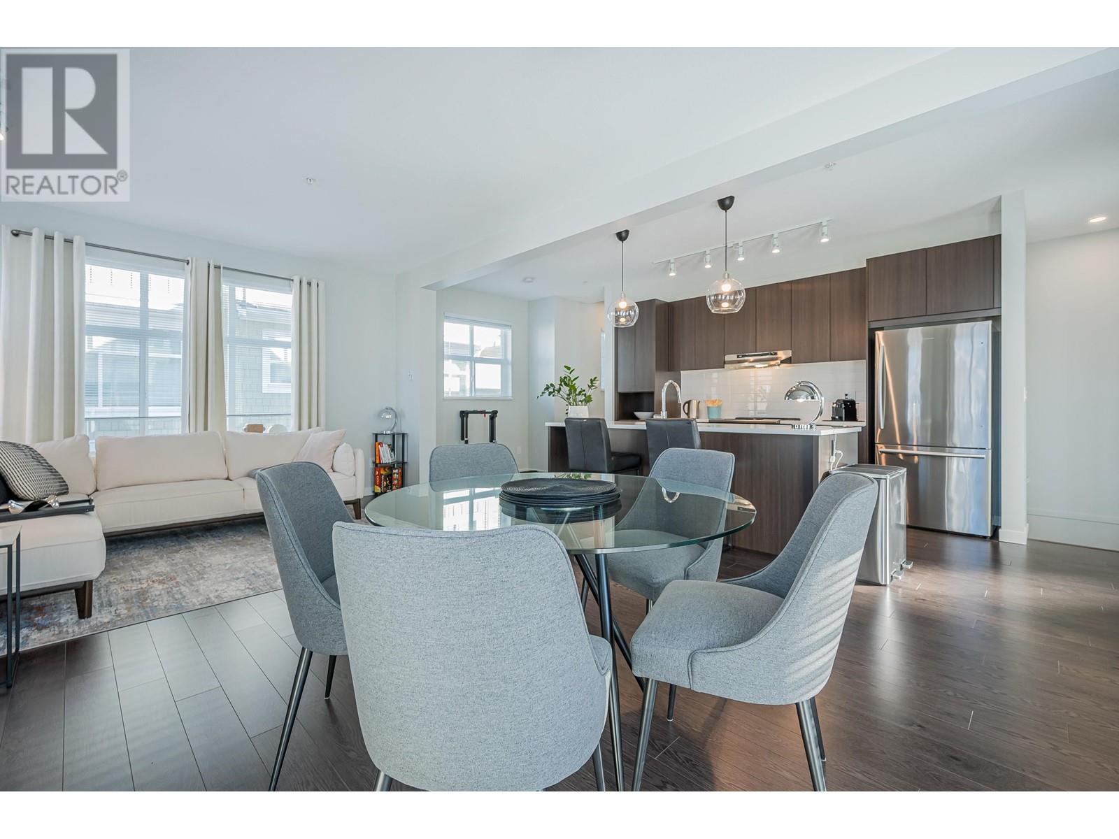 1705 11295 Pazarena Place, Maple Ridge, British Columbia  V2X 4K9 - Photo 11 - R2829335