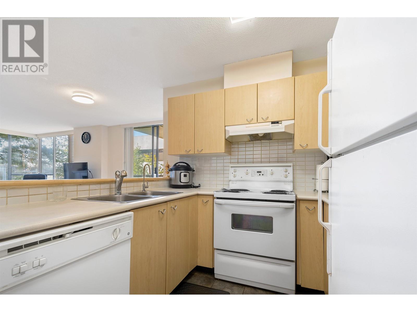 309 8180 Granville Avenue, Richmond, British Columbia  V6Y 4G1 - Photo 17 - R2828425