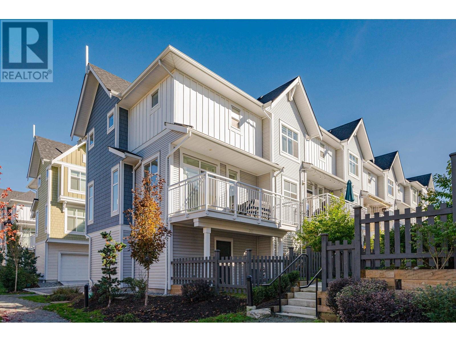 1705 11295 Pazarena Place, Maple Ridge, British Columbia  V2X 4K9 - Photo 30 - R2829335