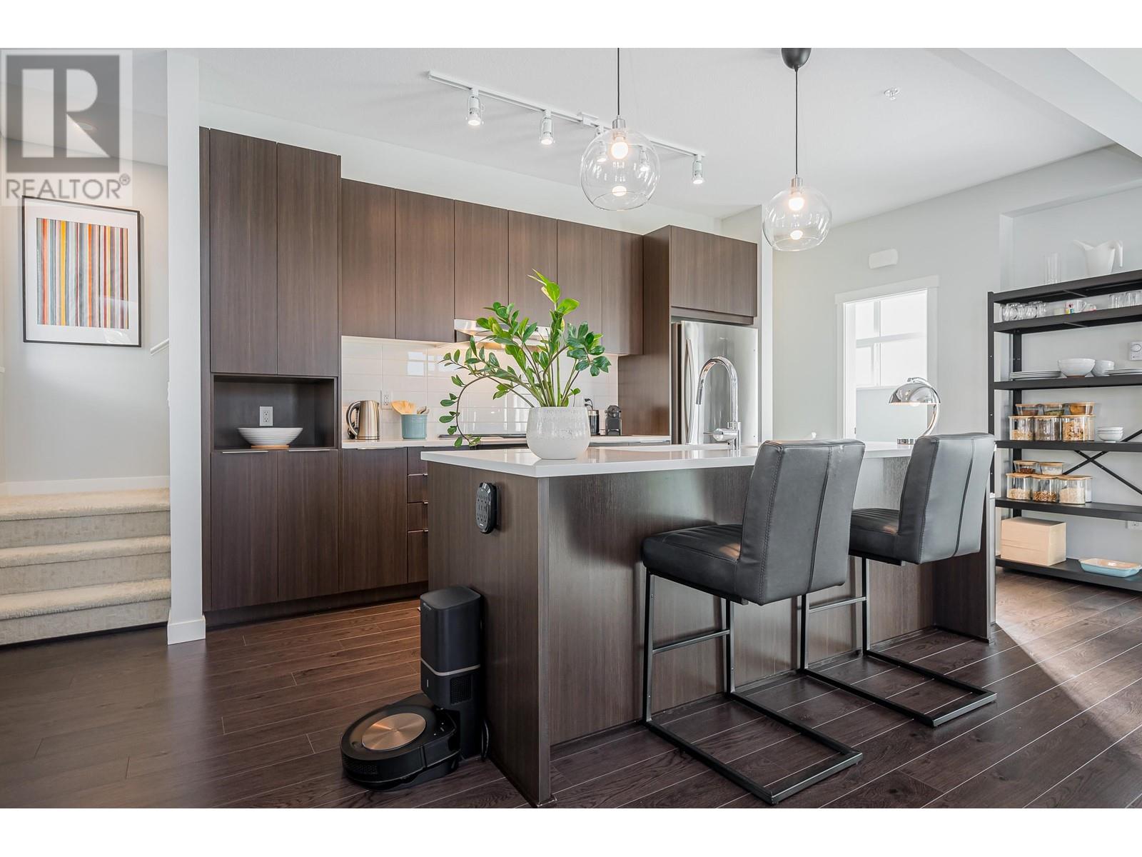 1705 11295 Pazarena Place, Maple Ridge, British Columbia  V2X 4K9 - Photo 13 - R2829335