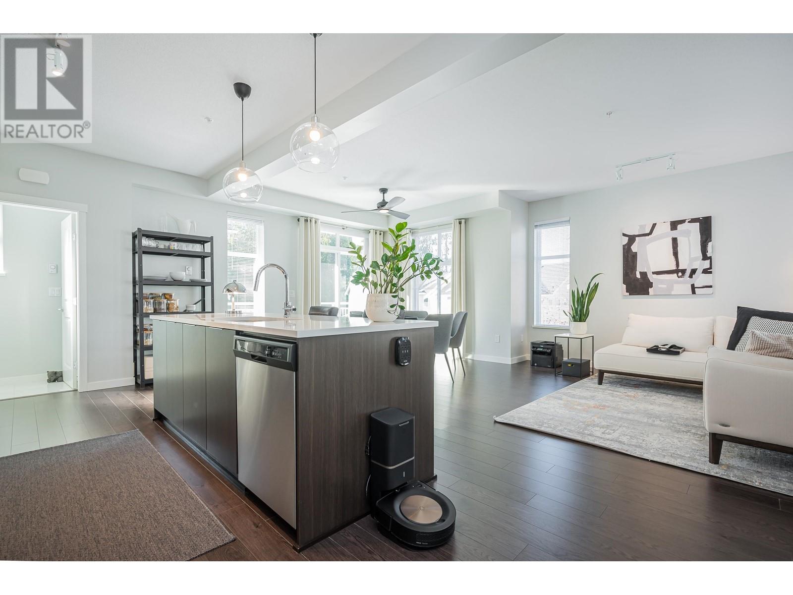 1705 11295 Pazarena Place, Maple Ridge, British Columbia  V2X 4K9 - Photo 17 - R2829335