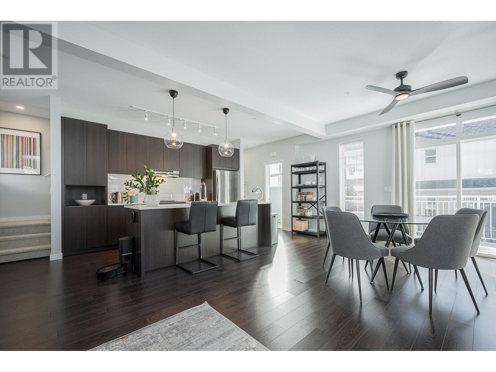 1705 11295 Pazarena Place, Maple Ridge, British Columbia  V2X 4K9 - Photo 12 - R2829335