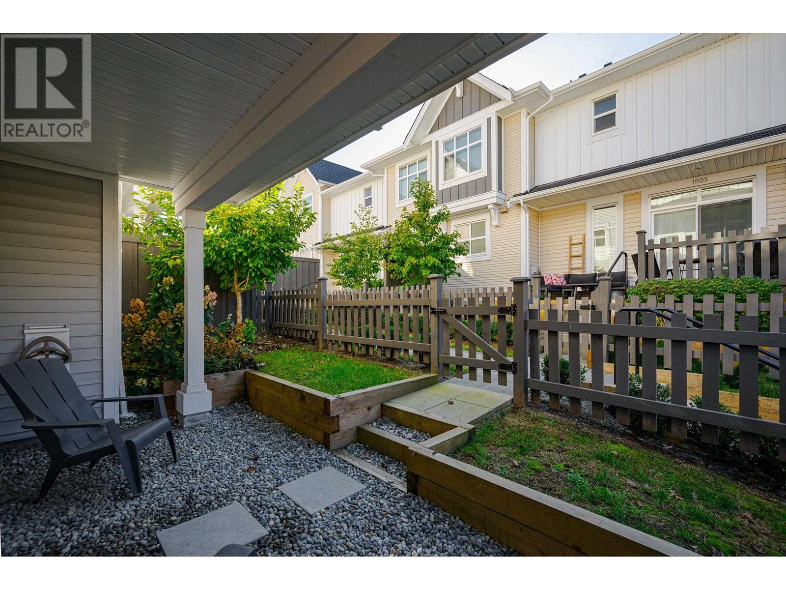 1705 11295 Pazarena Place, Maple Ridge, British Columbia  V2X 4K9 - Photo 34 - R2829335