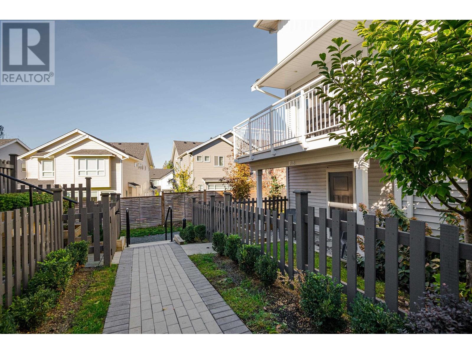 1705 11295 Pazarena Place, Maple Ridge, British Columbia  V2X 4K9 - Photo 35 - R2829335