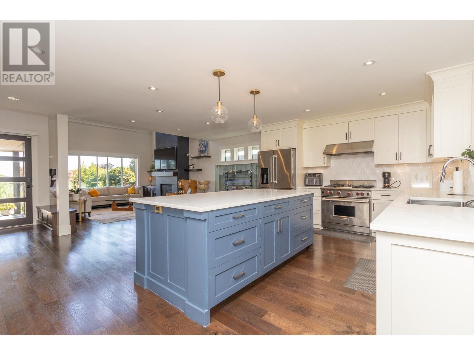 882 Whitchurch Street, North Vancouver, British Columbia  V7L 2A4 - Photo 9 - R2829834