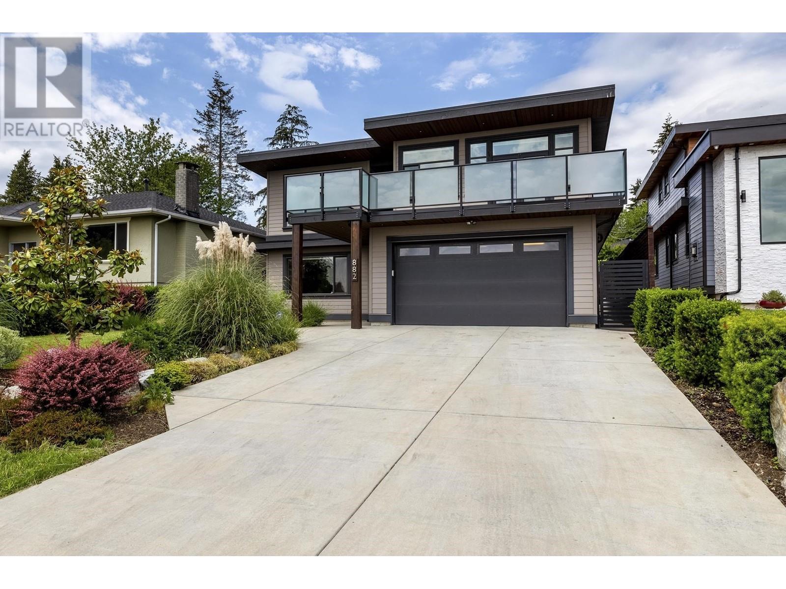 882 Whitchurch Street, North Vancouver, British Columbia  V7L 2A4 - Photo 4 - R2829834