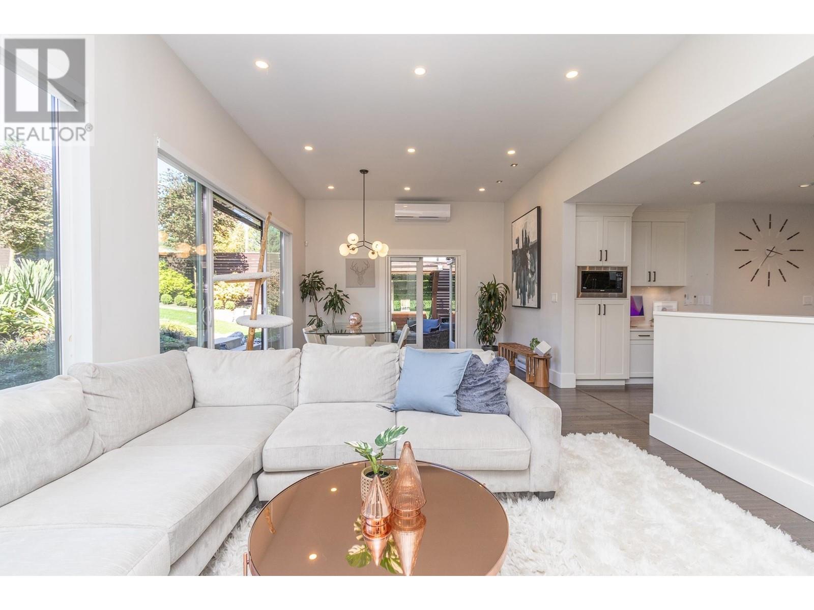 882 Whitchurch Street, North Vancouver, British Columbia  V7L 2A4 - Photo 14 - R2829834