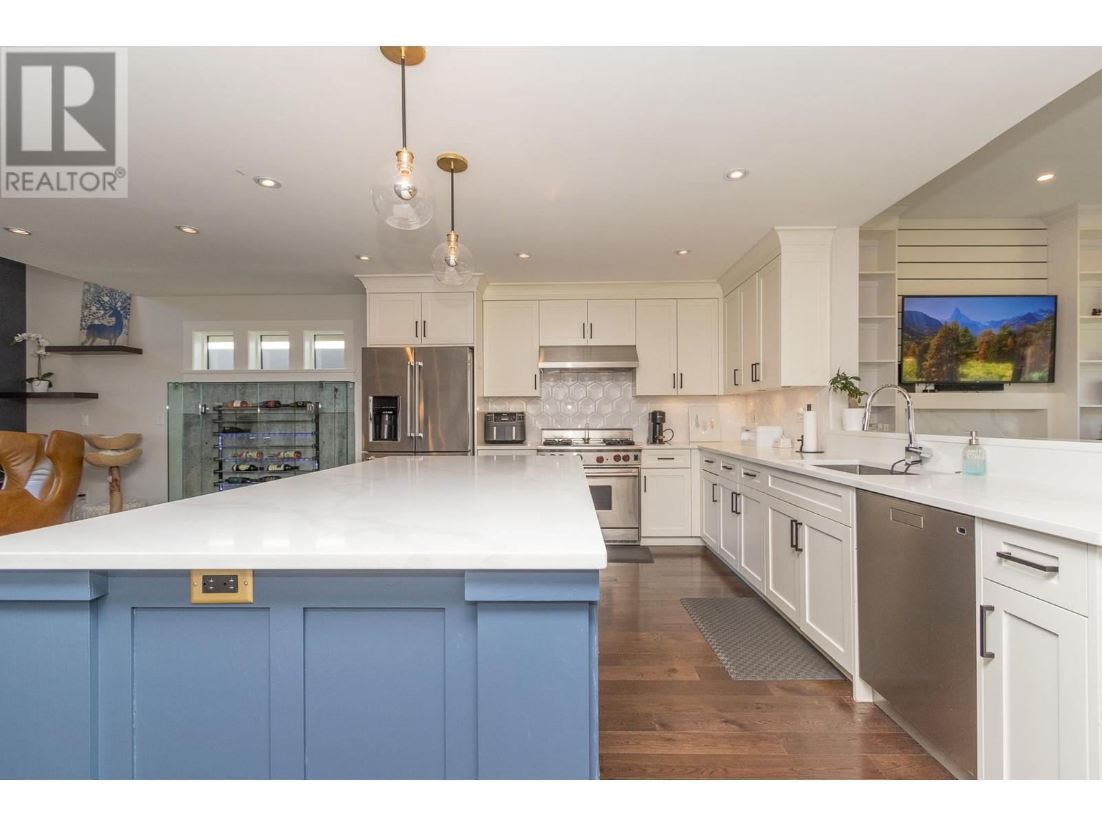 882 Whitchurch Street, North Vancouver, British Columbia  V7L 2A4 - Photo 18 - R2829834