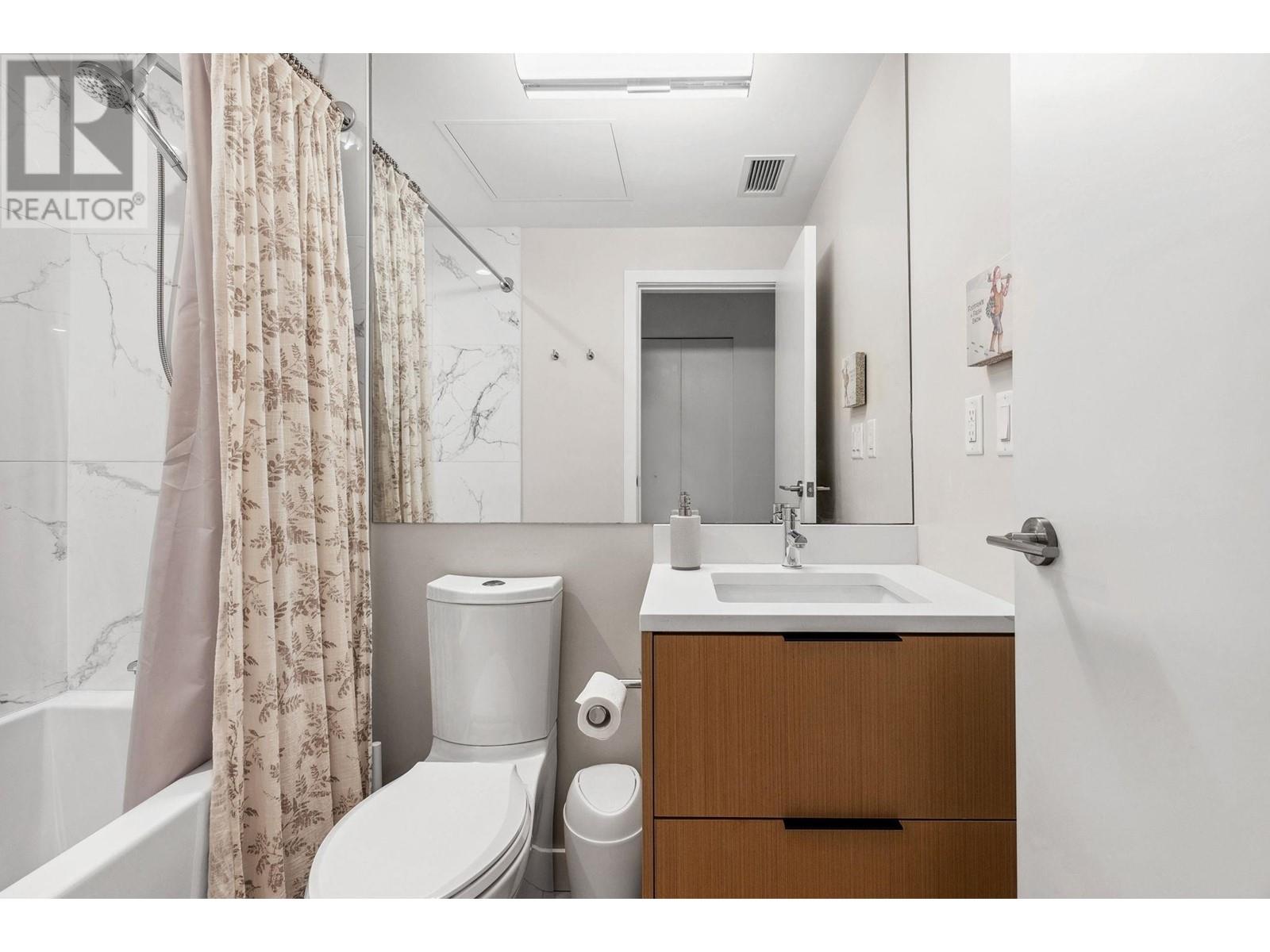 104 649 E 3rd Street, North Vancouver, British Columbia  V7L 1G6 - Photo 15 - R2812048