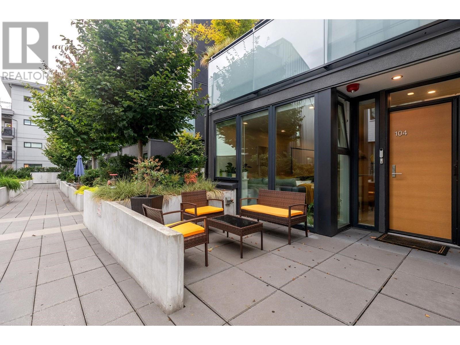104 649 E 3rd Street, North Vancouver, British Columbia  V7L 1G6 - Photo 21 - R2812048