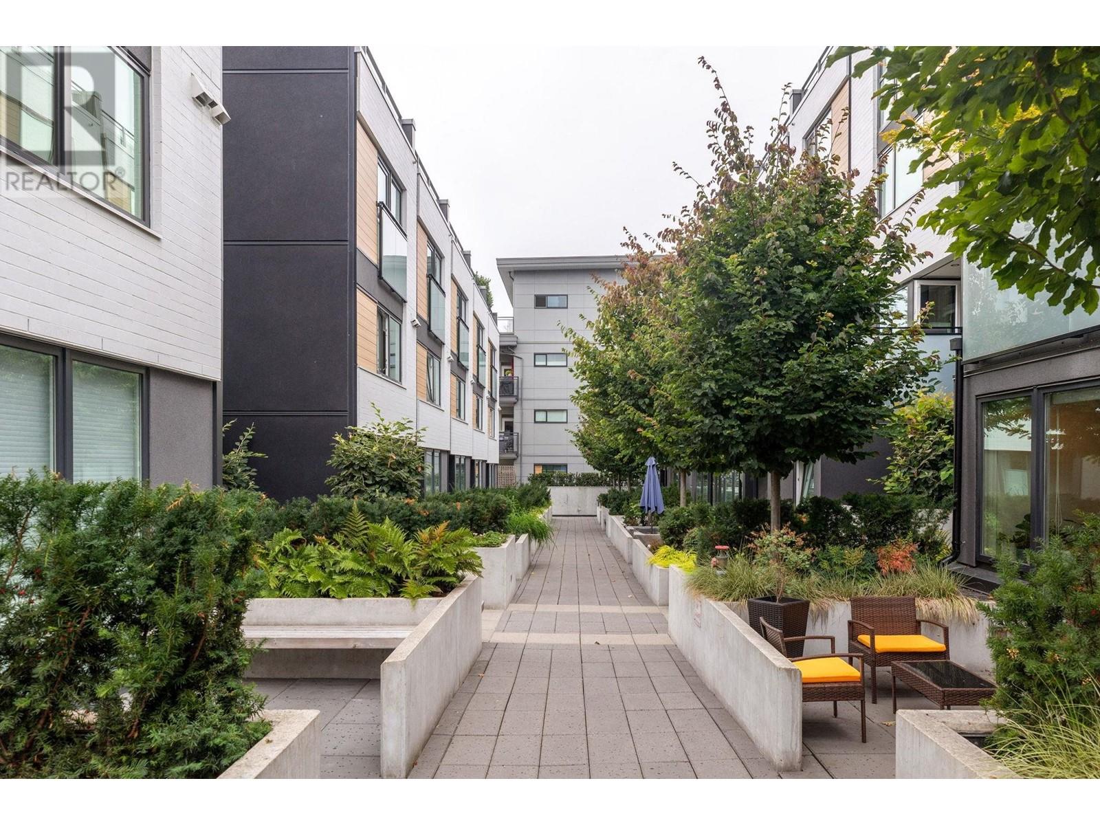104 649 E 3rd Street, North Vancouver, British Columbia  V7L 1G6 - Photo 22 - R2812048