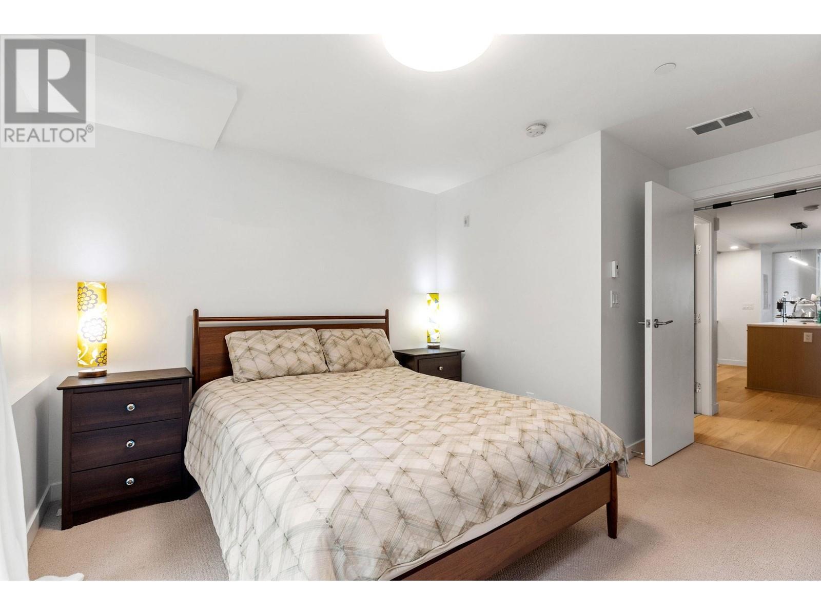 104 649 E 3rd Street, North Vancouver, British Columbia  V7L 1G6 - Photo 13 - R2812048