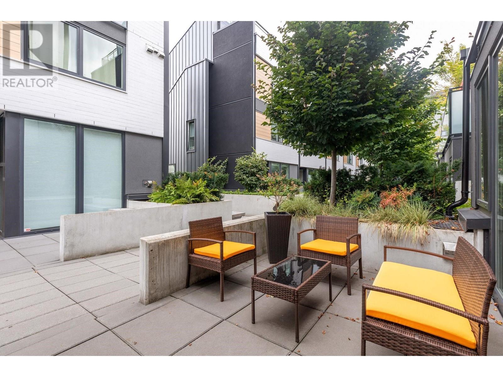 104 649 E 3rd Street, North Vancouver, British Columbia  V7L 1G6 - Photo 19 - R2812048