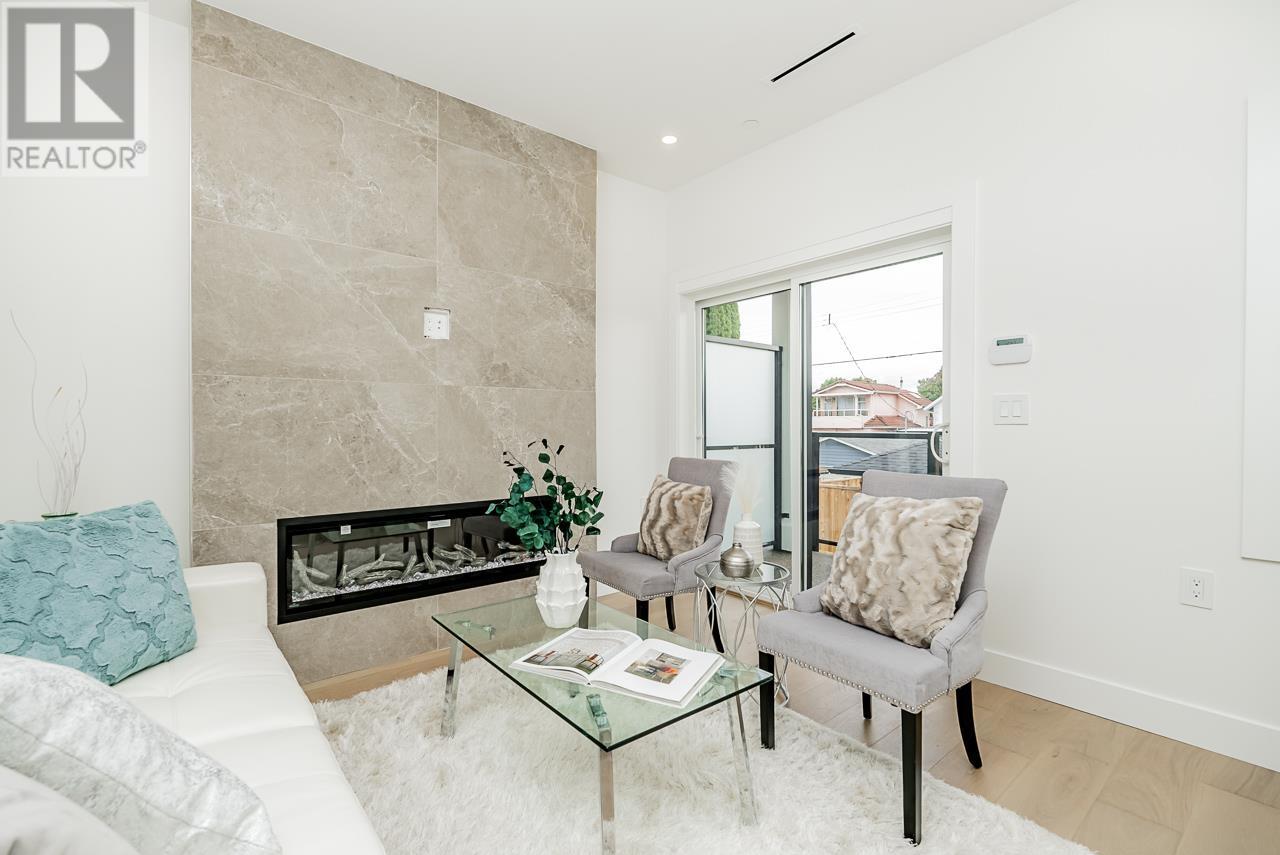 1218 Le Roi Street, Vancouver, British Columbia  V5K 4G2 - Photo 3 - R2826317