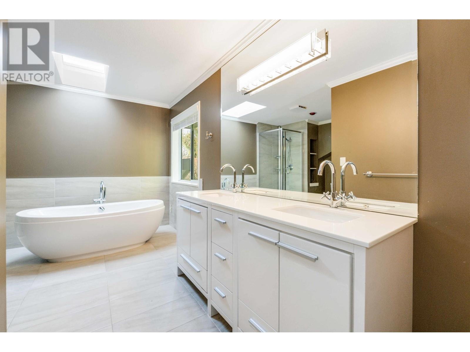 12430 205 Street, Maple Ridge, British Columbia  V2X 0L9 - Photo 19 - R2829812