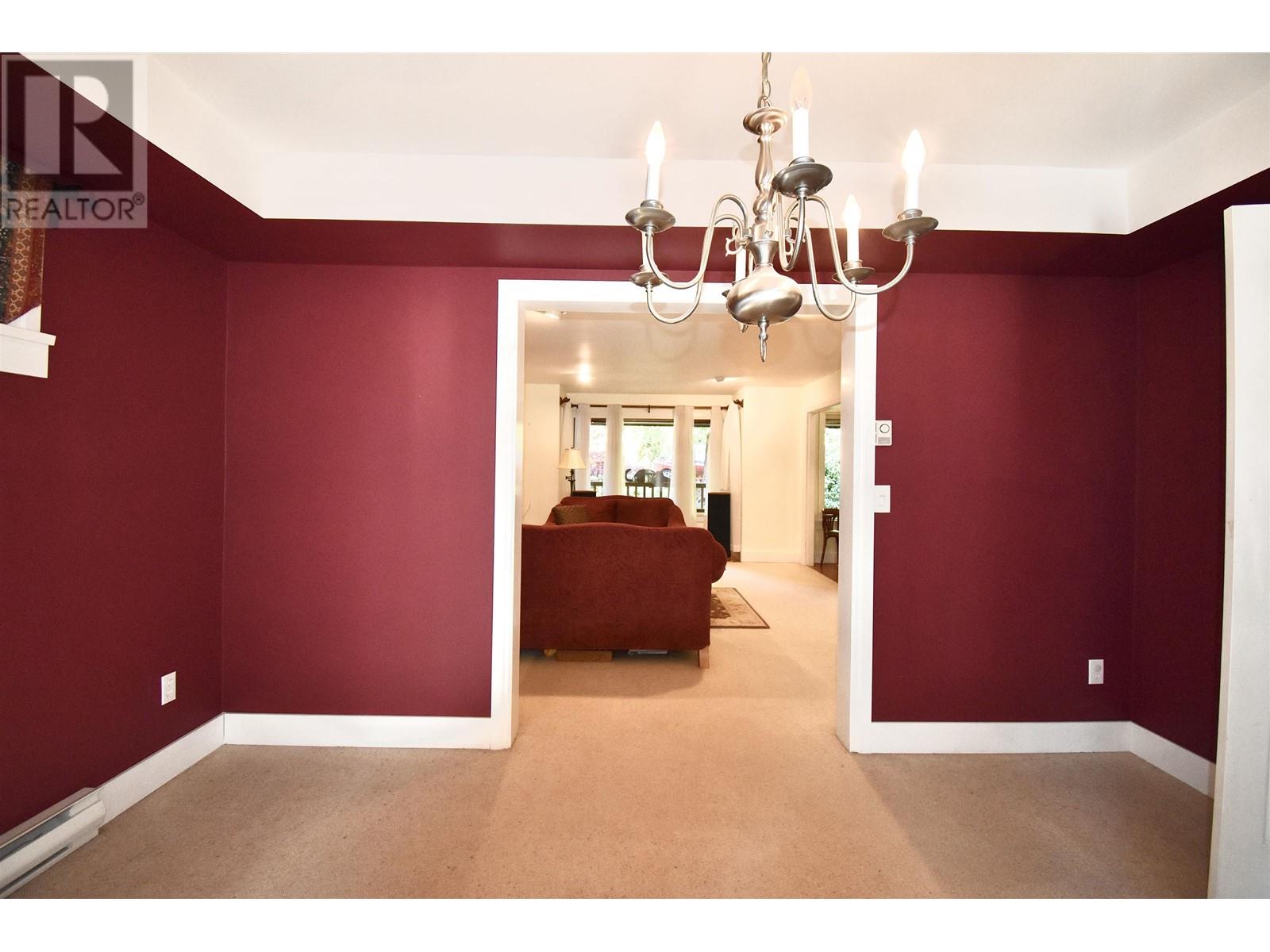 521 Bridgeman Road, Gibsons, British Columbia  V0N 1V1 - Photo 13 - R2829073