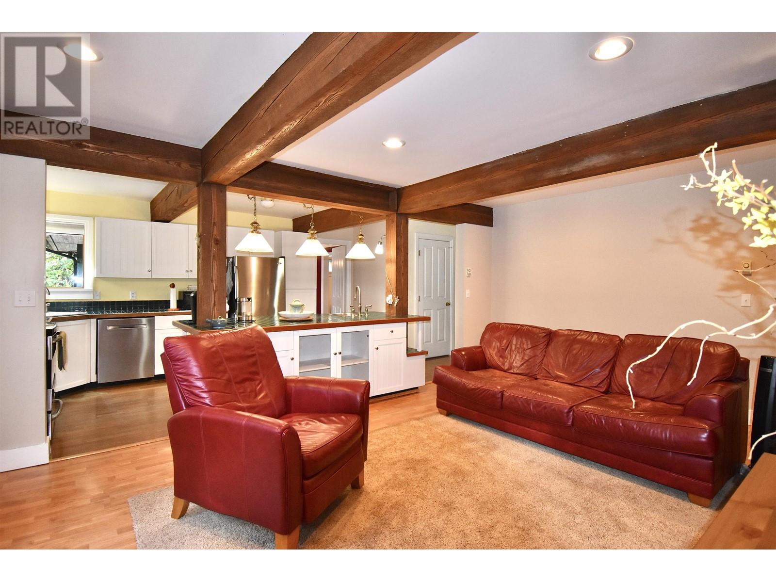 521 Bridgeman Road, Gibsons, British Columbia  V0N 1V1 - Photo 18 - R2829073