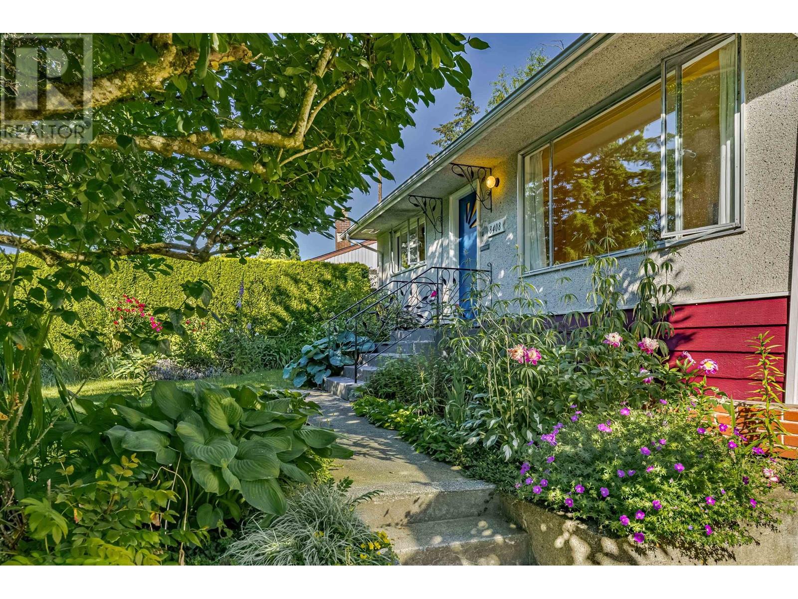 8408 17 Avenue, Burnaby, British Columbia  V3N 1N2 - Photo 3 - R2829627
