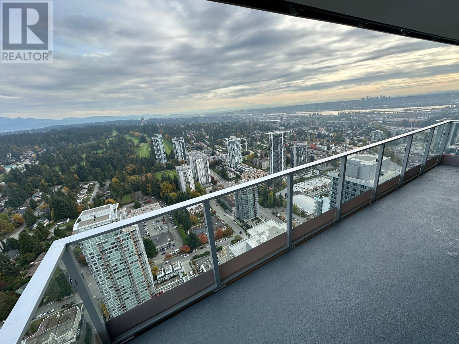 5205 3809 Evergreen Place, Burnaby, British Columbia  V3J 0M1 - Photo 5 - R2829687