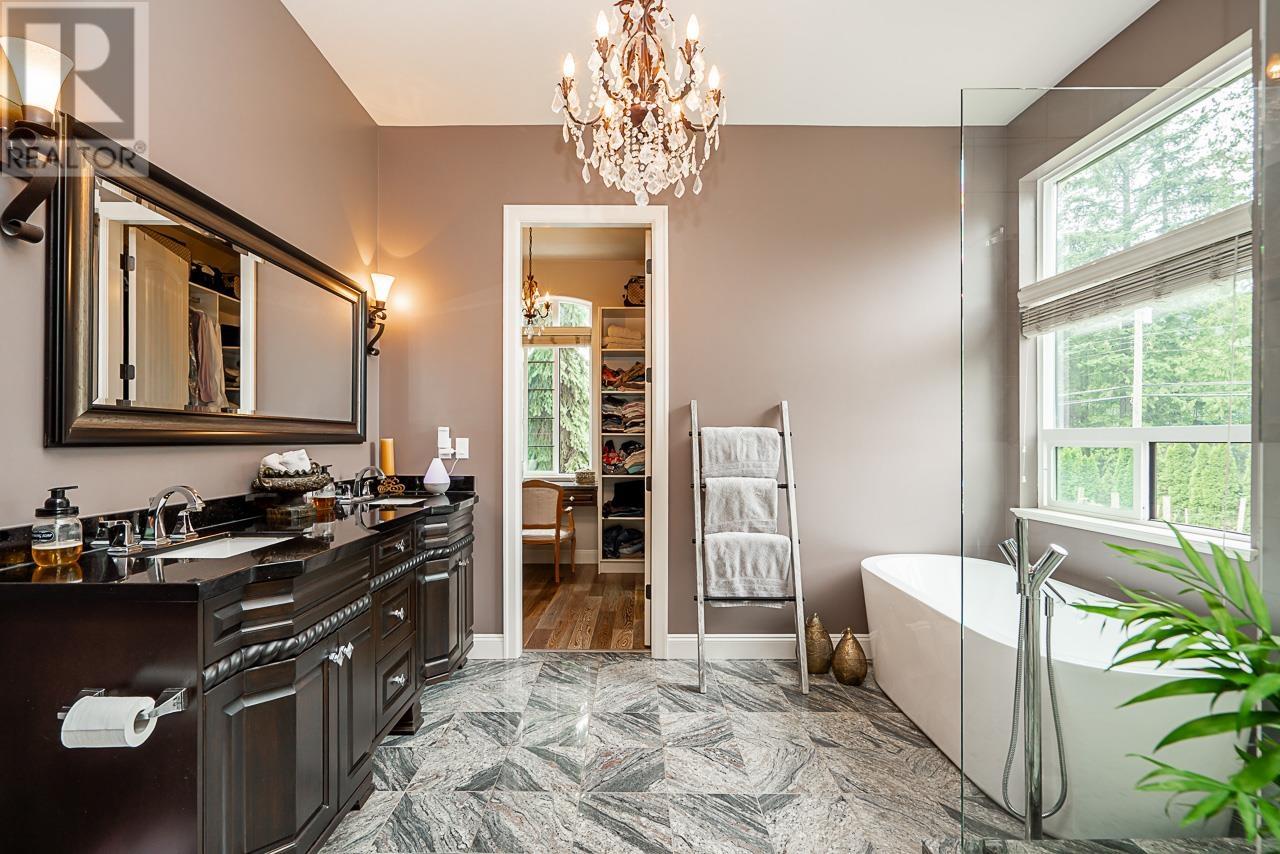 169 Wollny Court, Port Moody, British Columbia  V3H 0G3 - Photo 7 - R2829422