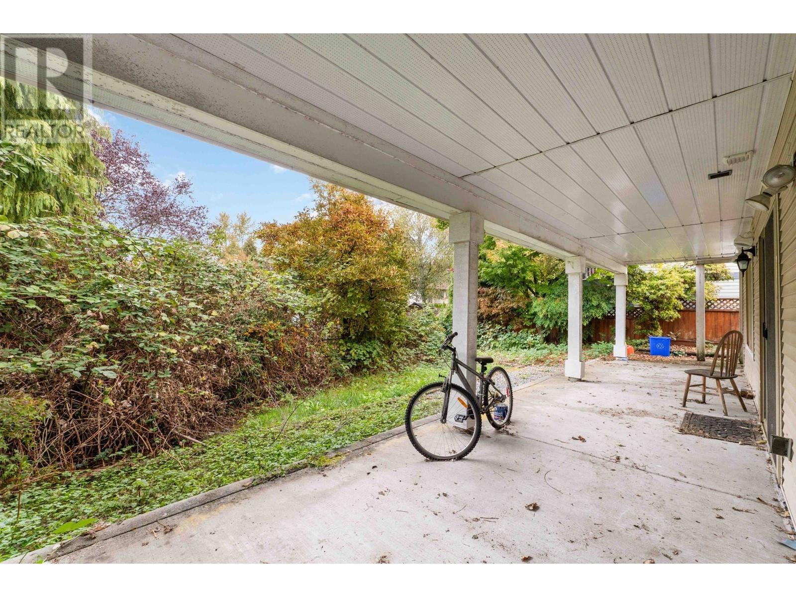 23015 124b Avenue, Maple Ridge, British Columbia  V2X 0X2 - Photo 35 - R2829442