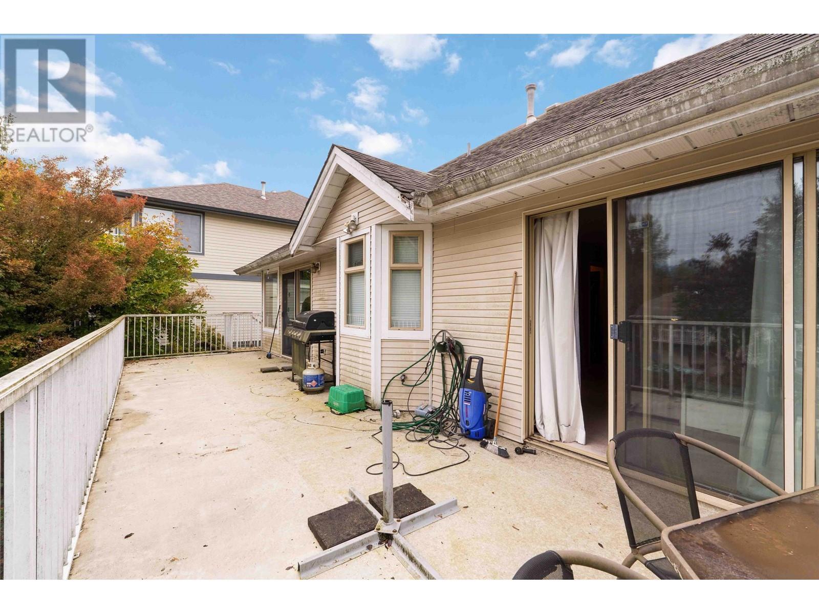 23015 124b Avenue, Maple Ridge, British Columbia  V2X 0X2 - Photo 33 - R2829442