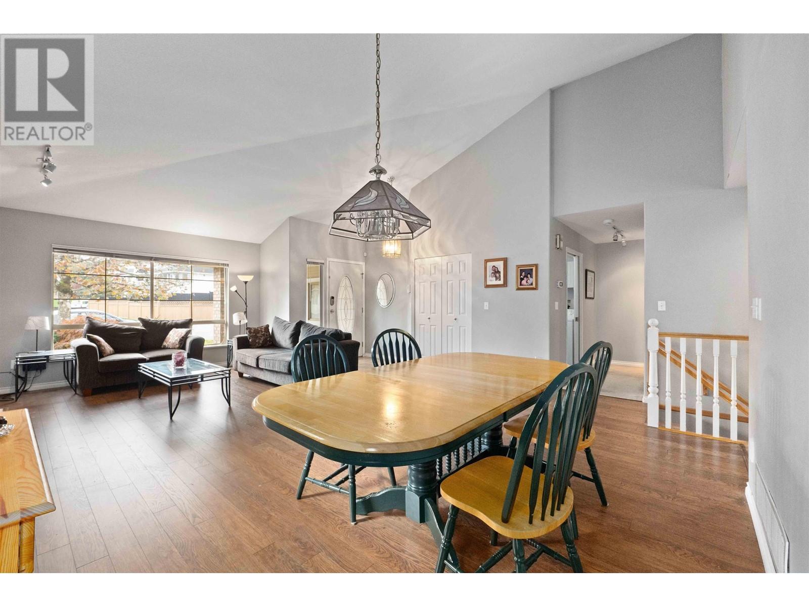 23015 124b Avenue, Maple Ridge, British Columbia  V2X 0X2 - Photo 5 - R2829442