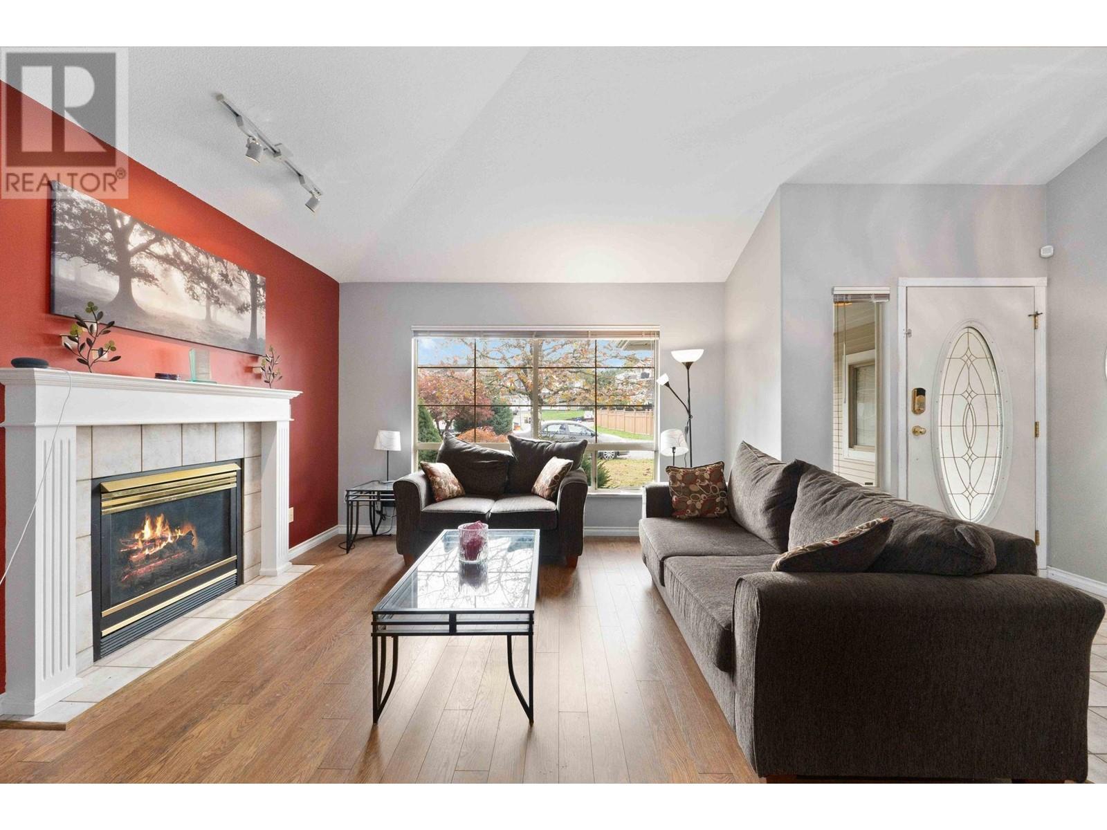 23015 124b Avenue, Maple Ridge, British Columbia  V2X 0X2 - Photo 3 - R2829442