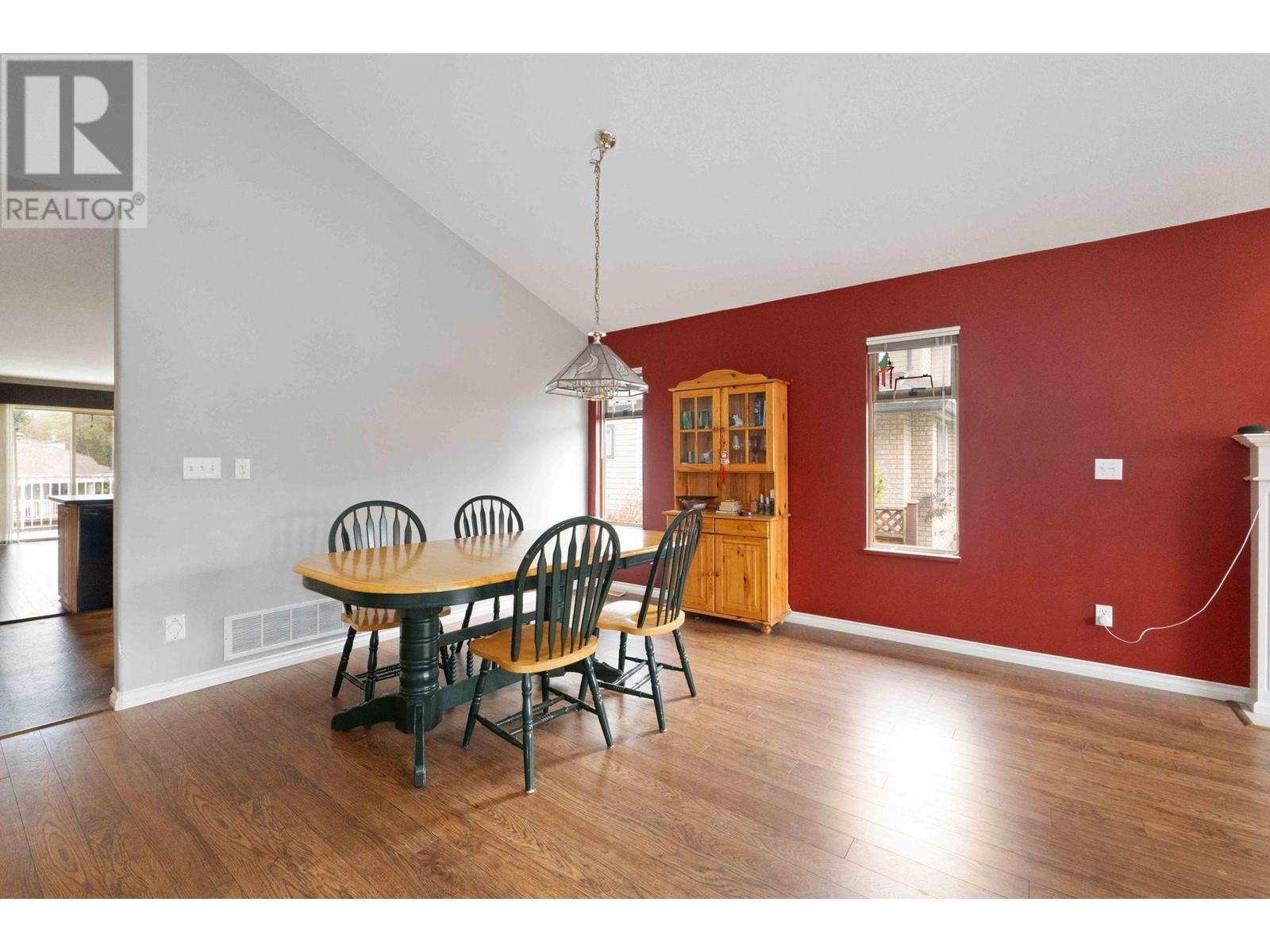 23015 124b Avenue, Maple Ridge, British Columbia  V2X 0X2 - Photo 4 - R2829442