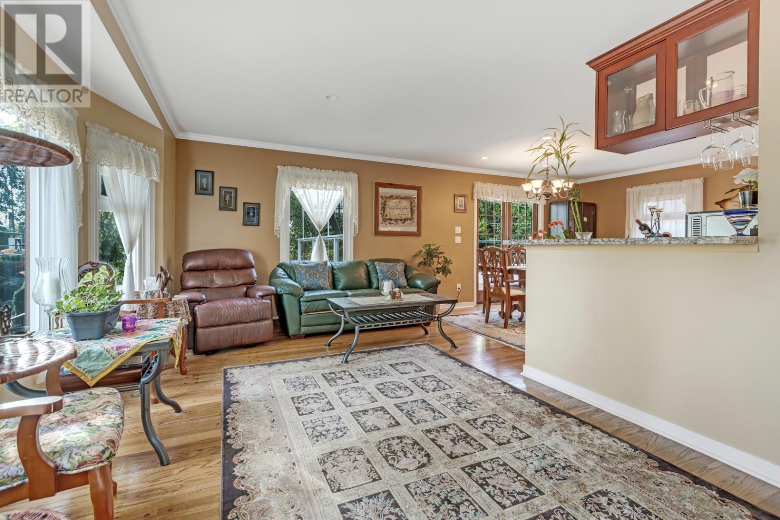 3994 Mt Seymour Parkway, North Vancouver, British Columbia  V7G 1C4 - Photo 12 - R2829605